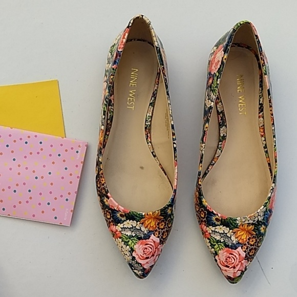Nine West Shoes - EUC Nine West patent colorful floral flats size 5
